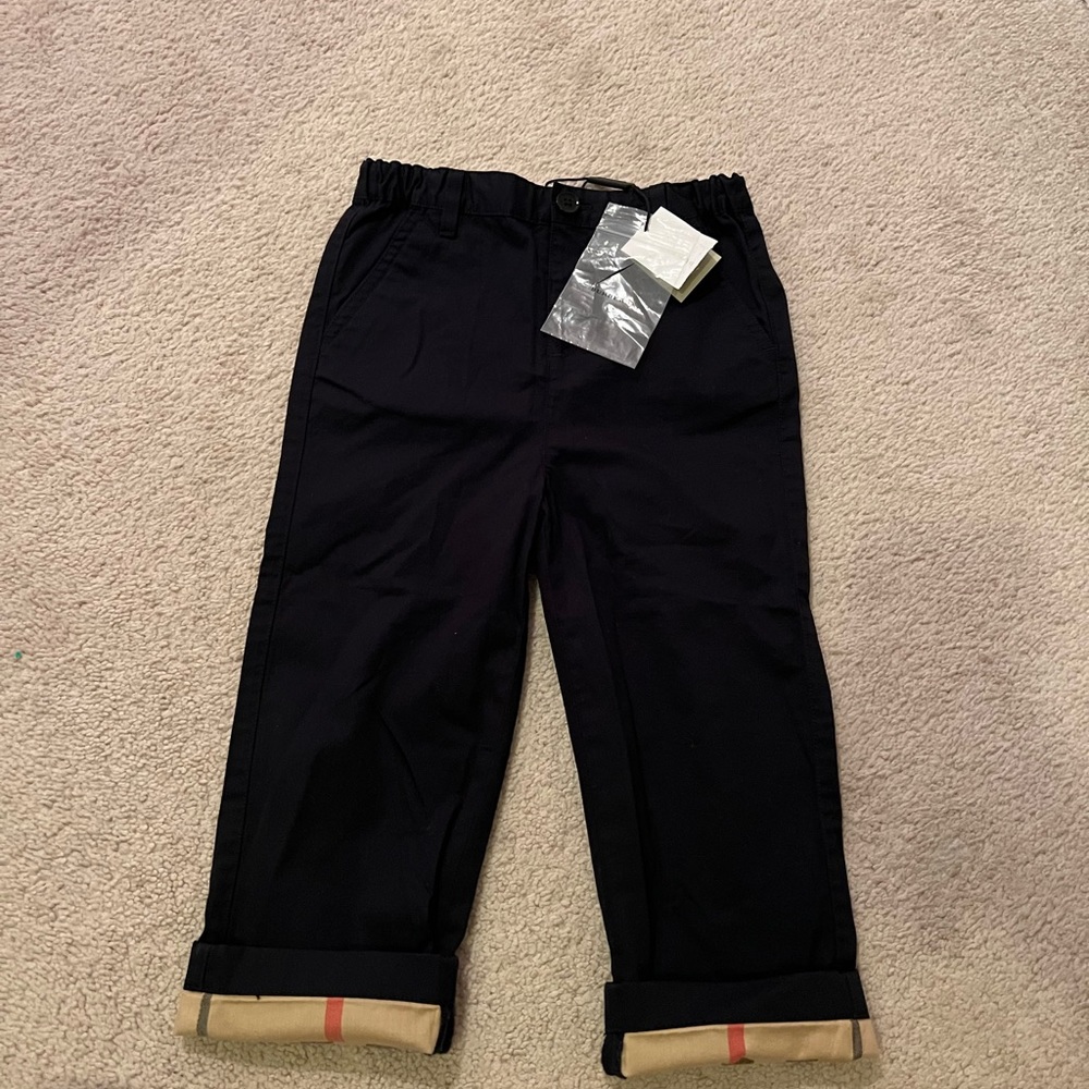 Kids Burberry pants size 3T with tags